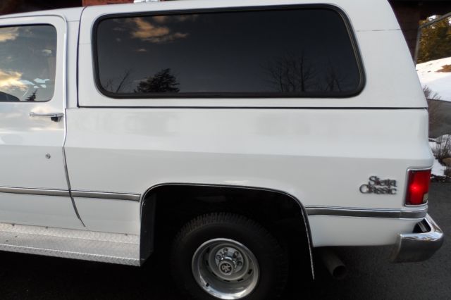 1987 GMC Jimmy One Owner 60k Mile Rust Free Survivor Fully Loaded - photo 7
