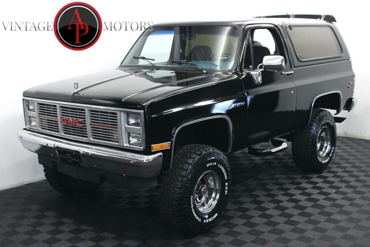 1987 GMC Jimmy Restored 4x4 Crate 350 V8 - photo 7