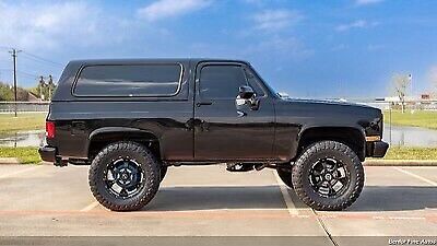 1987 GMC Jimmy SUV Black V15 1987 GMC Jimmy V15