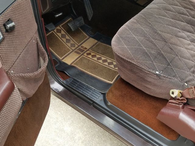 1987 GMC Sierra 1500 Two Tone - photo 7
