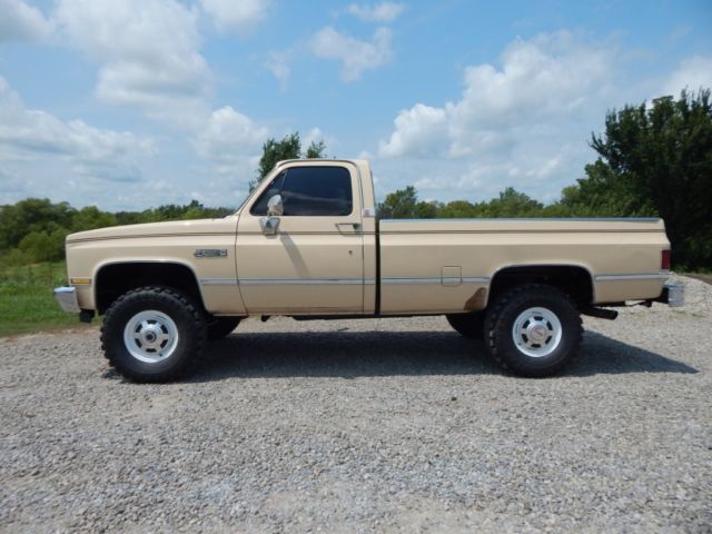 1987 Chevrolet C/K Pickup 2500 Silverado - photo 3