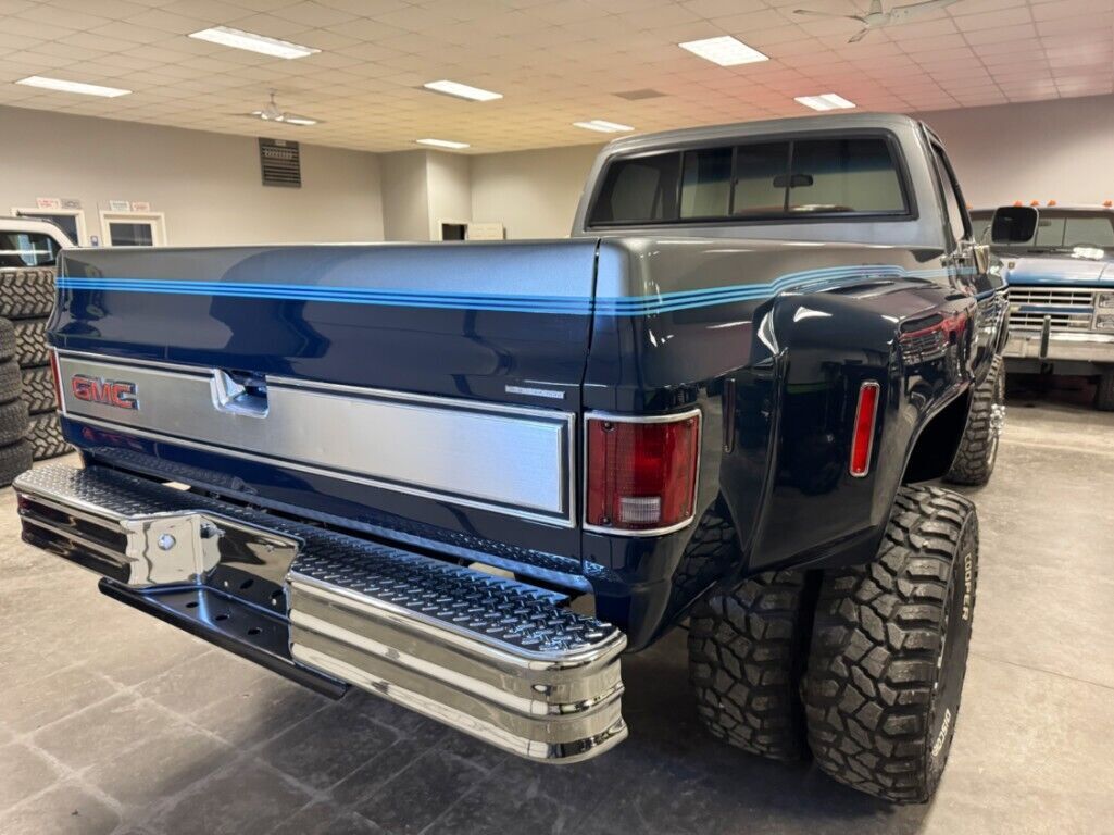 1987 Chevrolet C/K Pickup 3500 Silverado, 4x4 - photo 6