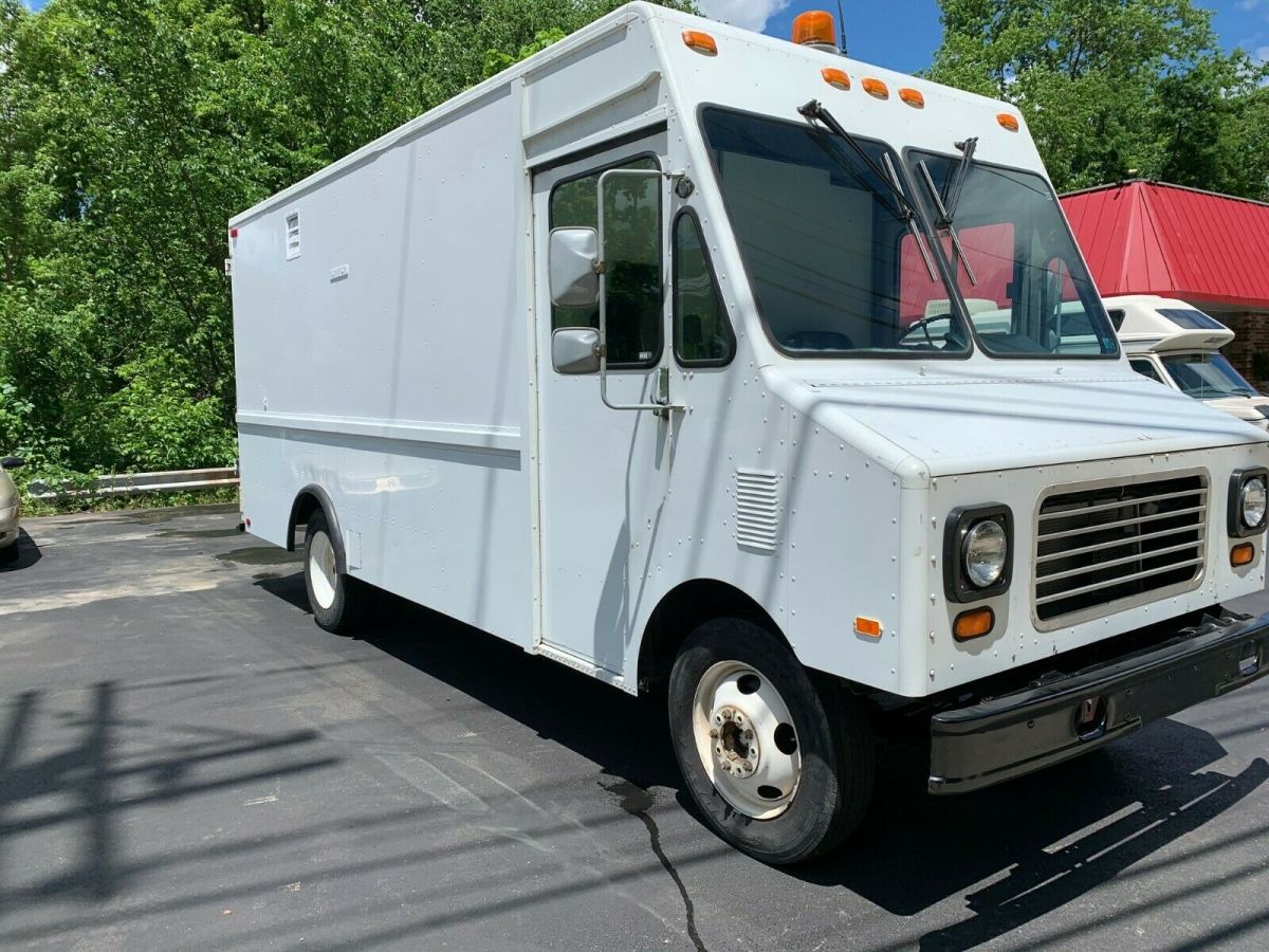 1987 GMC Truck - photo 2