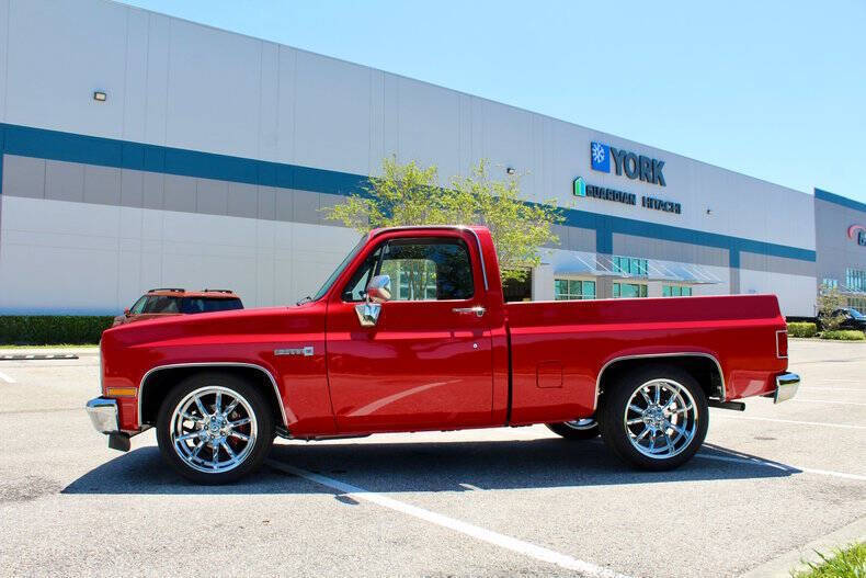 1987 GMC R/V 1500 Series - photo 9