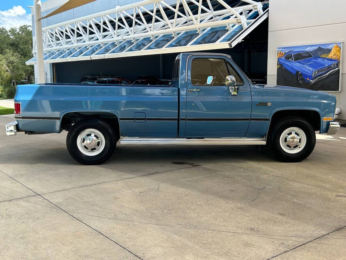 1987 GMC R/V 2500 Series R2500 2dr Standard Cab LB HD - photo 4