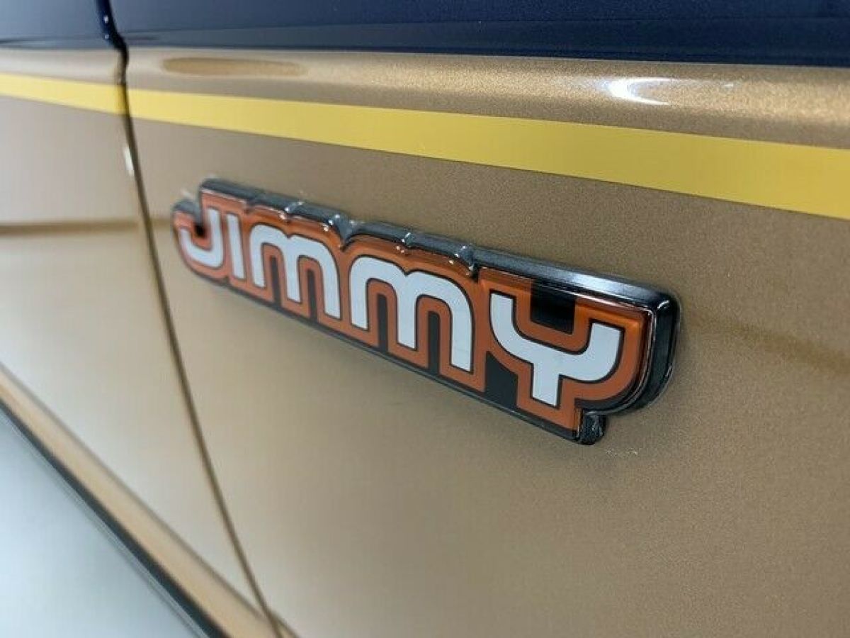 1987 GMC Jimmy 73K Orginal Miles! Beautfiul Truck! - photo 2