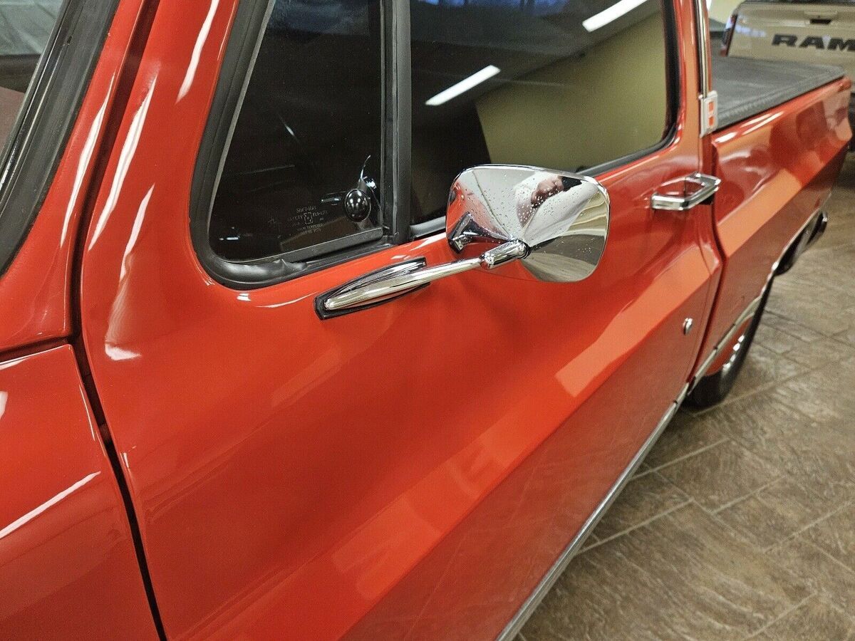 1987 GMC Sierra 1500 R1500 square body, short bed, C10. - photo 13