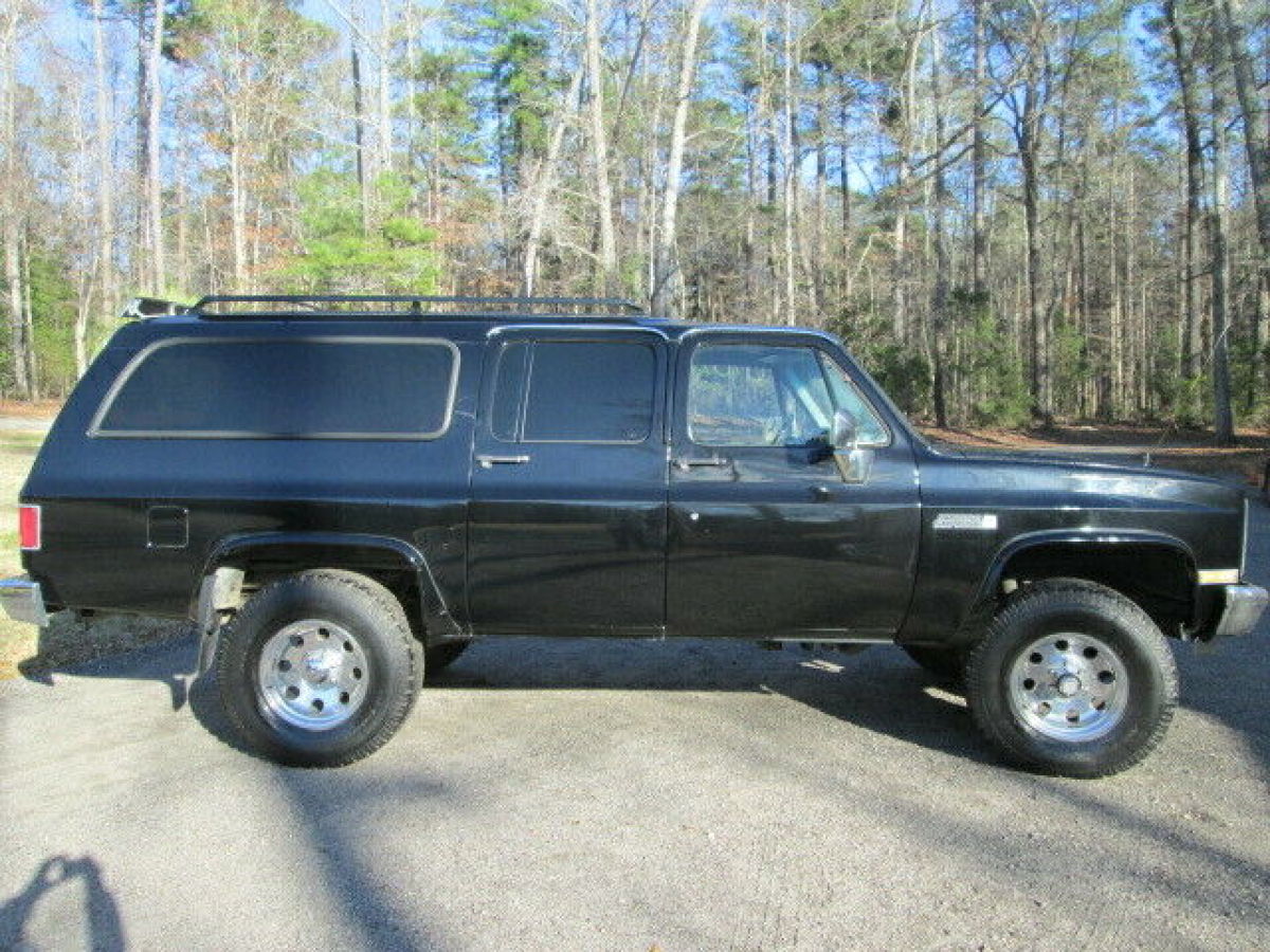 1987 GMC Sierra 1500 Suburban 4 Wheel Drive K10 1987 GMC Sierra 1500 Sierra Classic