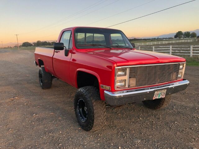 1987 GMC Sierra 2500, 4x4 Pickup Truck, 454, runs Amazing, New Paint, bed liner 1987 GMC Sierra 2500