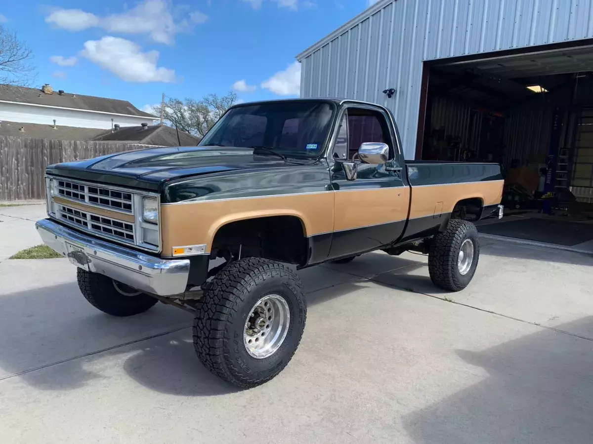 1987 GMC Sierra 2500 V2500