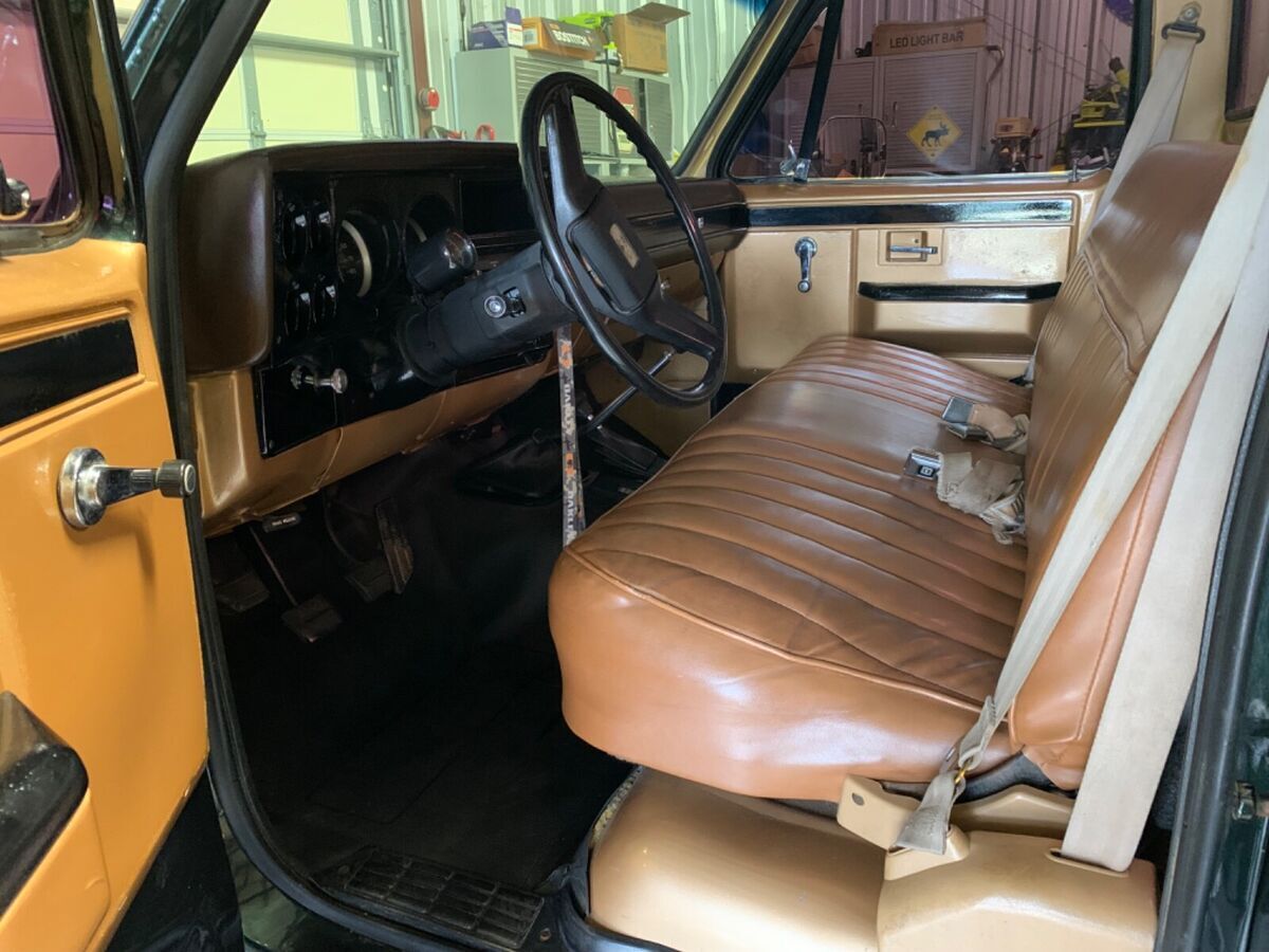 1987 GMC Sierra 2500 V2500 - photo 4