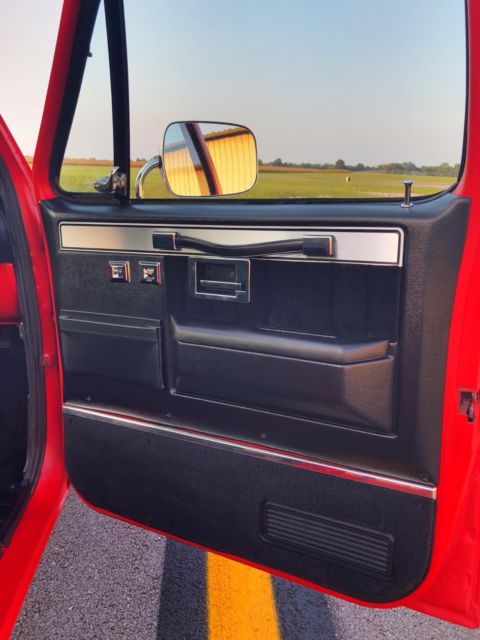 1987 Chevrolet C-10 - photo 12