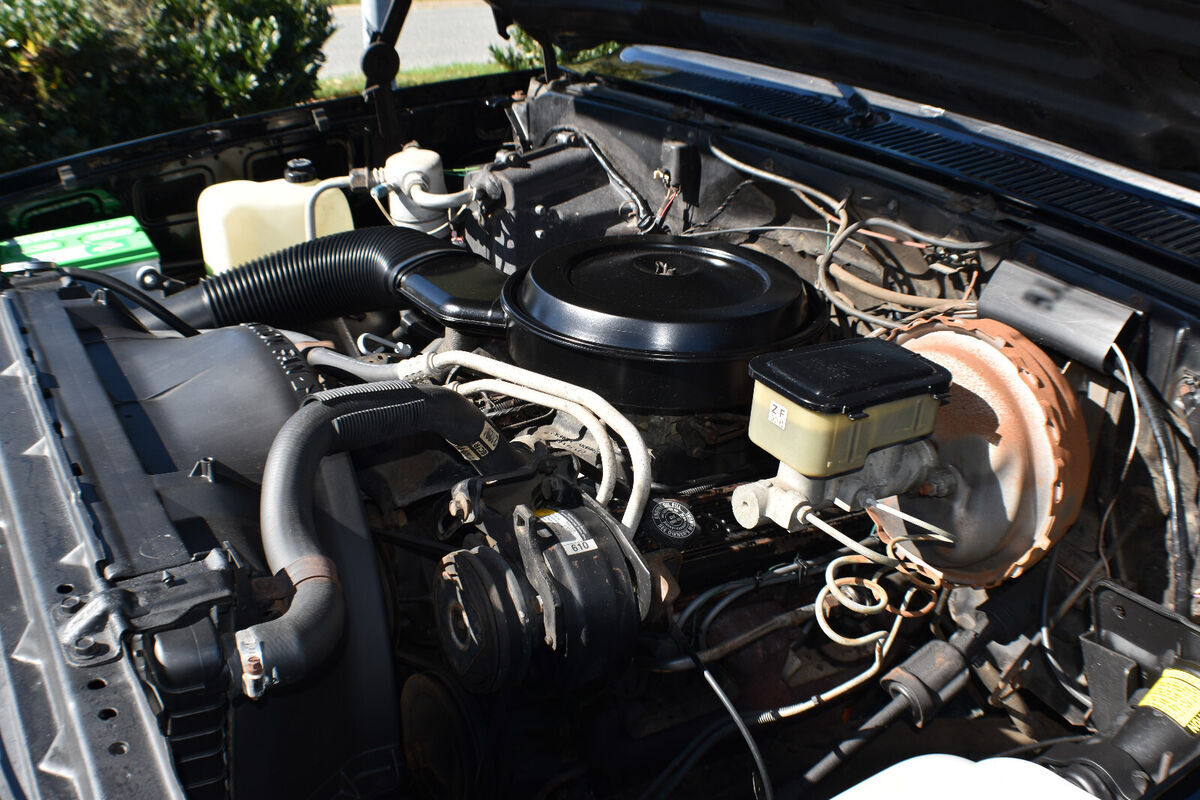 1987 GMC Sierra 1500 Classic 4x4 V8 Low Miles - photo 10