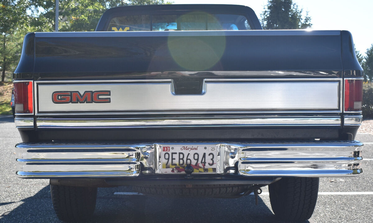 1987 GMC Sierra 1500 Classic 4x4 V8 Low Miles - photo 4