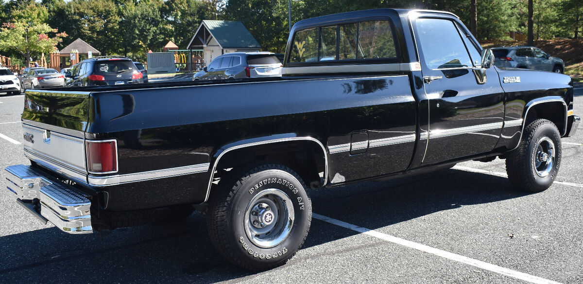 1987 GMC Sierra 1500 Classic 4x4 V8 Low Miles - photo 5