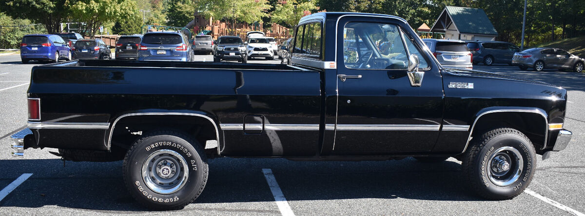 1987 GMC Sierra 1500 Classic 4x4 V8 Low Miles - photo 6