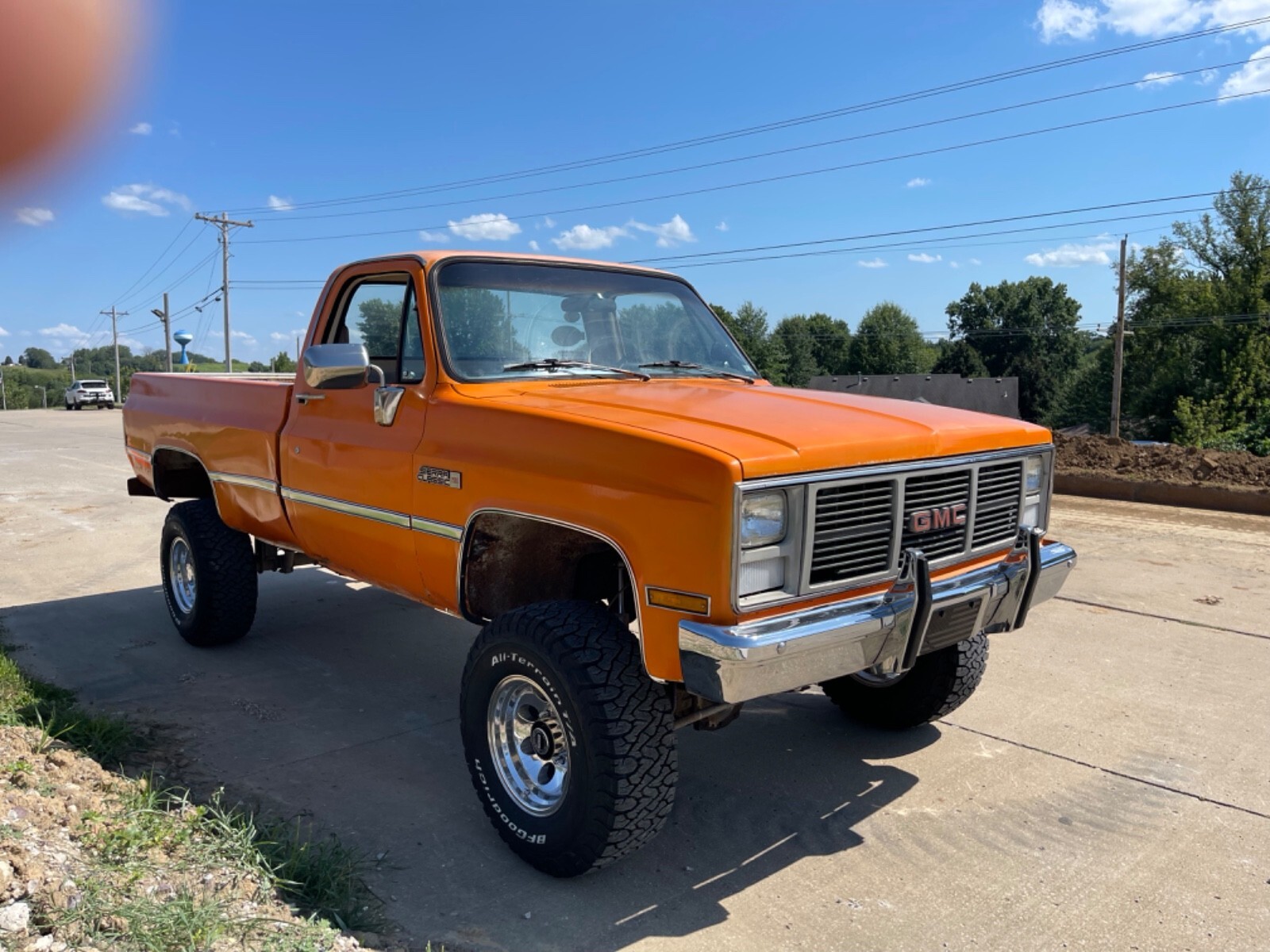 1987 GMC sierra classic 2500 - photo 2