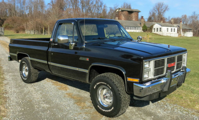 1987 GMC Sierra Classic K1500 4X4 Pick-up 1987 GMC Sierra 1500 Base Standard Cab Pickup 2-Door