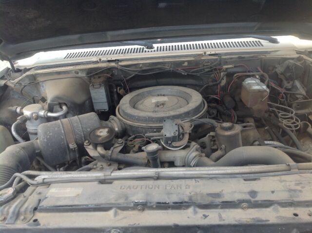 1987 GMC Suburban - photo 11