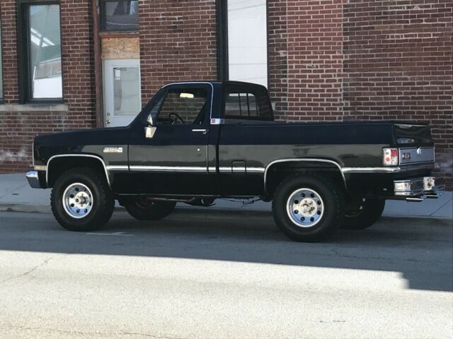 1987 GMC Sierra 1500 CLASSIC - photo 2