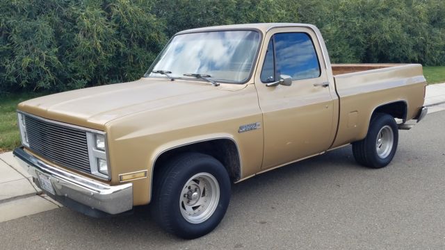 1987 GMC SIERRA SHORT BOX SQUARE BODY C10 TRUCK 1987 GMC Sierra 1500 GMC SIERRA CLASSIC