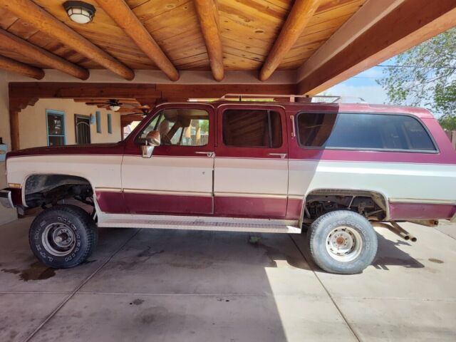 1987 GMC SUBURBAN 1987 GMC Suburban V15 CONVENTIONAL