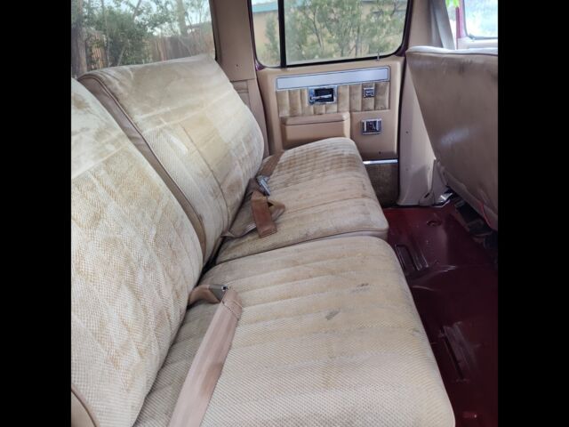 1987 GMC Suburban V15 CONVENTIONAL - photo 10