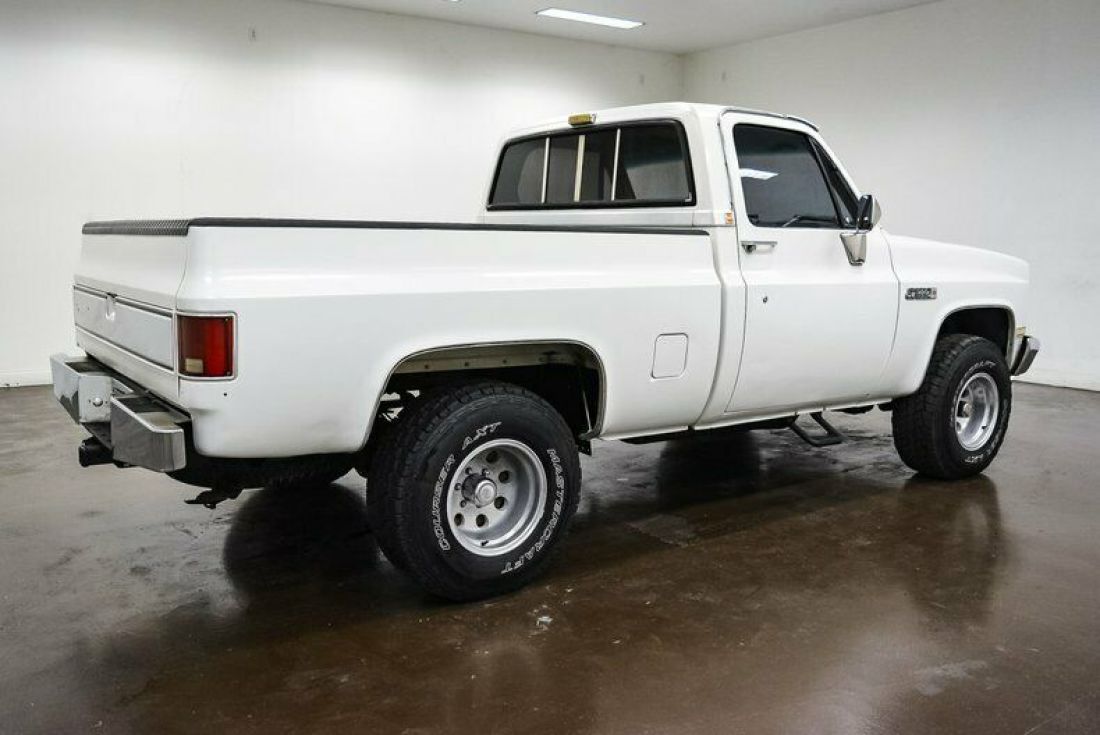 1987 GMC V15 - photo 7