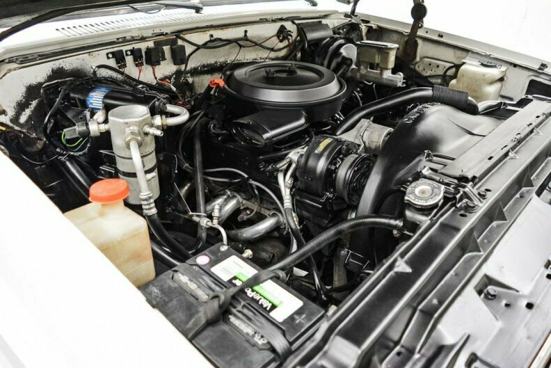 1987 GMC V15 - photo 9