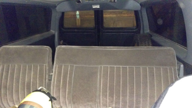 1987 GMC Sierra 2500 Suburban Sierra Classic - photo 8