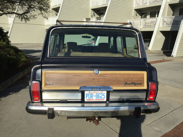 1987 Jeep Wagoneer Faux Woodgrain - photo 2