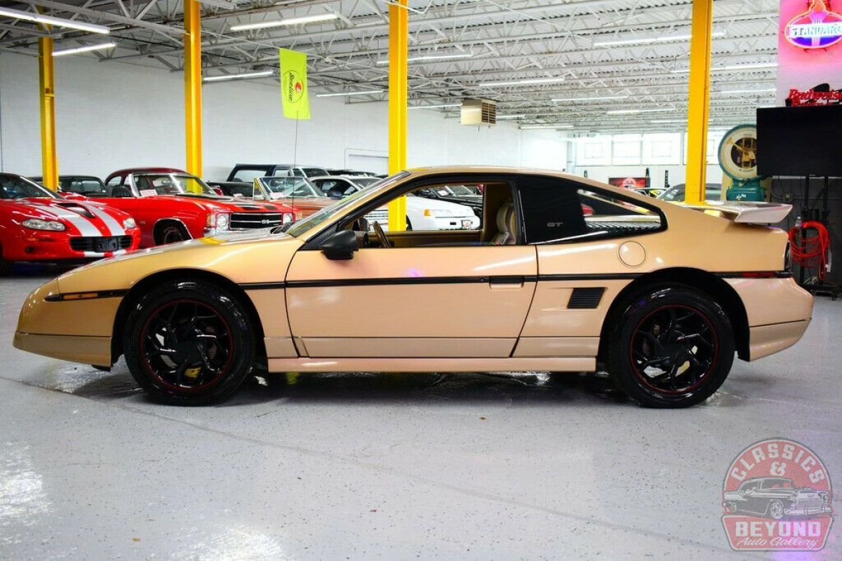 1987 Pontiac Fiero GT - photo 11