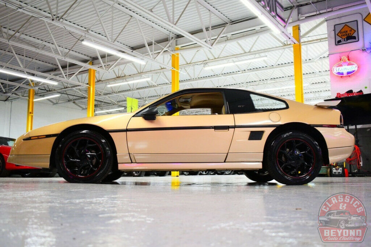 1987 Pontiac Fiero GT - photo 13
