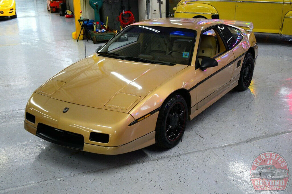 1987 Pontiac Fiero GT - photo 8