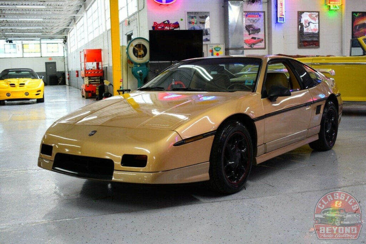 1987 Pontiac Fiero GT - photo 9
