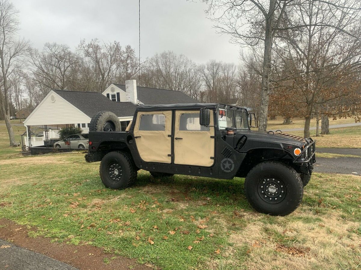 1987 Hummer H1 4d