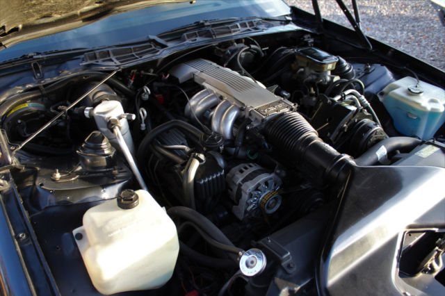 1987 Chevrolet Camaro IROCZ - photo 8