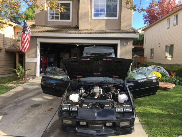 1987 Chevrolet Camaro IROC-Z - photo 6