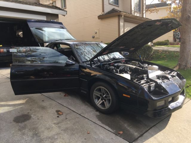 1987 Chevrolet Camaro IROC-Z - photo 8