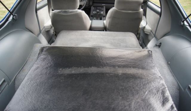 1987 Chevrolet Camaro Iroc Z - photo 13