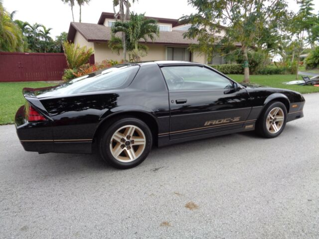 1987 Chevrolet Camaro IROC Z / 1SC - photo 7