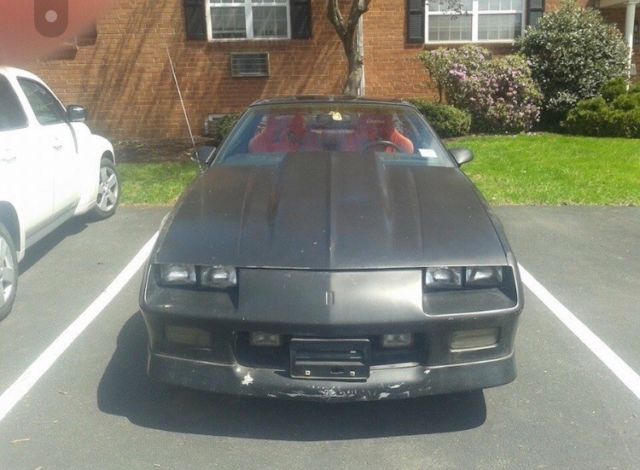 1987 Chevrolet Camaro - photo 2