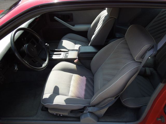 1987 Chevrolet Camaro IROC Z28 5.7 - photo 12