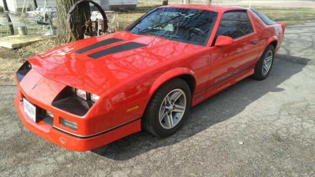 1987 Chevrolet Camaro IROC Z28 - photo 10