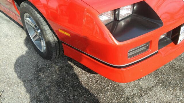 1987 Chevrolet Camaro IROC Z28 - photo 6
