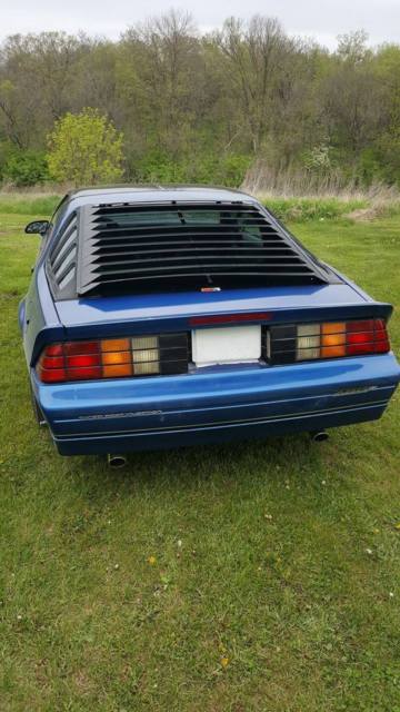1987 Chevrolet Camaro - photo 3
