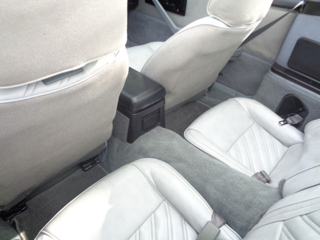1987 Chevrolet Camaro - photo 11