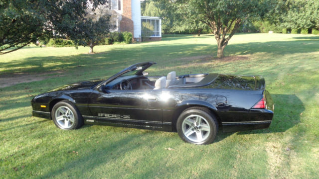 1987 Chevrolet Camaro - photo 3