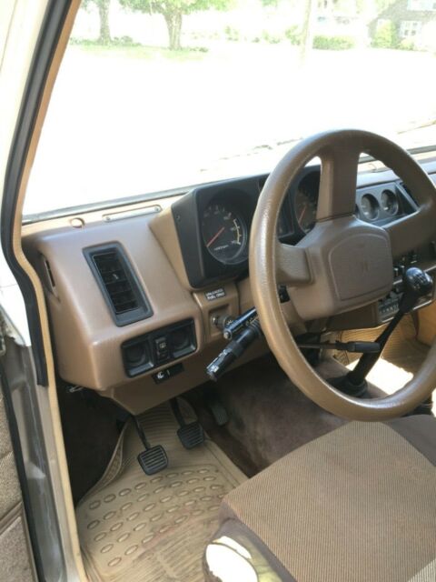 1987 Isuzu Trooper - photo 11