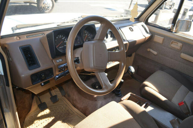 1987 Isuzu Trooper - photo 10
